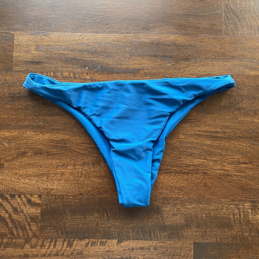 Mikoh Lahaina Bottom